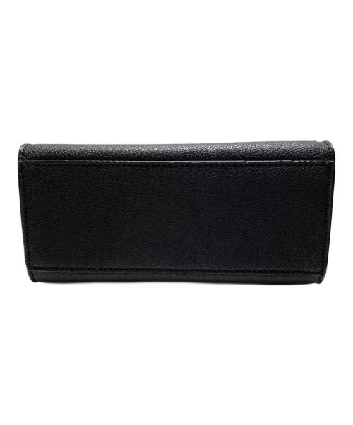 CHARLES & KEITH（チャールズアンドキース）CHARLES & KEITH (チャールズアンドキース) ハクスリーメタリックブッシュロックトップハンドル ブラックの古着・服飾アイテム