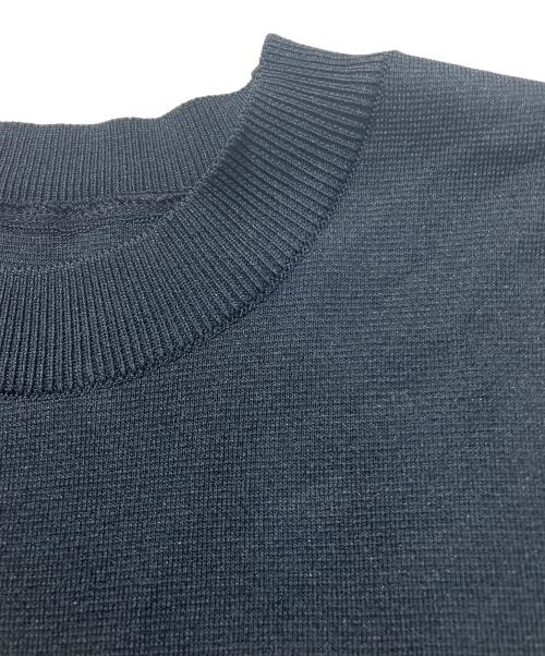 ADORE（アドーア）ADORE (アドーア) ドライストレッチペプラムニットトップス ホワイト×ブラック サイズ:SIZE38の古着・服飾アイテム