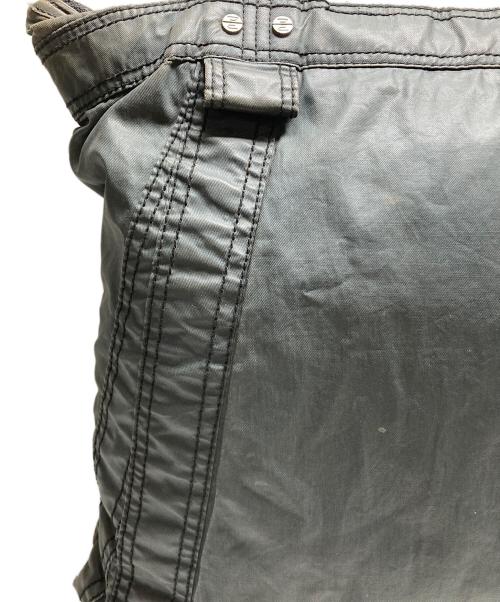 DIESEL（ディーゼル）DIESEL (ディーゼル) メタルロゴハンドバッグ カーキの古着・服飾アイテム