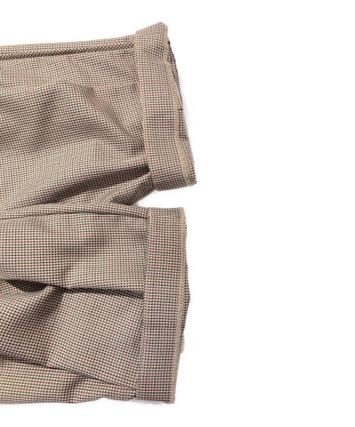 MAISON SPECIAL（メゾンスペシャル）MAISON SPECIAL (メゾンスペシャル) Tuck Balloon Volume Pants カーキ サイズ:SIZE36の古着・服飾アイテム