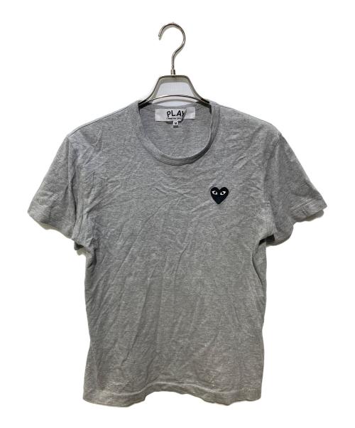 PLAY COMME des GARCONS（プレイコムデギャルソン）PLAY COMME des GARCONS (プレイコムデギャルソン) Tシャツ グレー サイズ:Mの古着・服飾アイテム