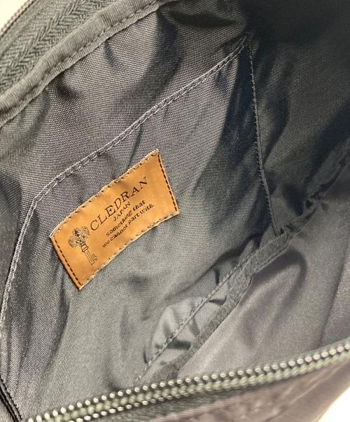 CLEDRAN（クレドラン）CLEDRAN (クレドラン) ナイロンショルダーバッグ ブラックの古着・服飾アイテム