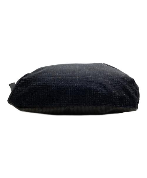 THE NORTH FACE（ザ ノース フェイス）THE NORTH FACE (ザ ノース フェイス) ファクター3ショルダーバッグ グレーの古着・服飾アイテム