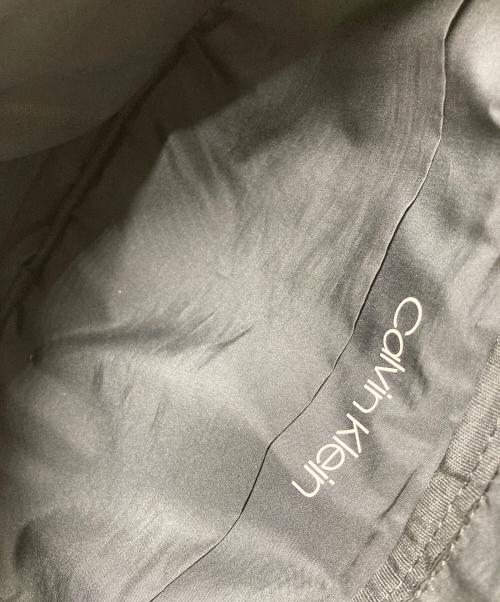 Calvin Klein（カルバンクライン）Calvin Klein (カルバンクライン) ウエストバッグ ブラックの古着・服飾アイテム