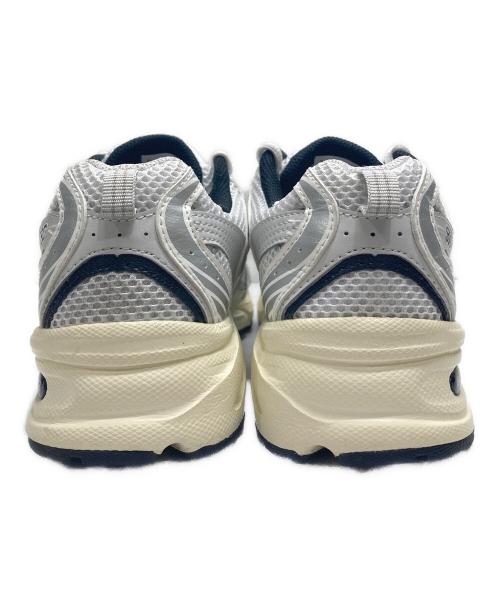 NEW BALANCE（ニューバランス）NEW BALANCE (ニューバランス) スニーカーMR530TA ホワイト サイズ:24.5cmの古着・服飾アイテム