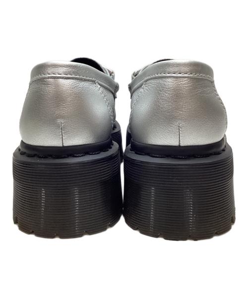 Dr.Martens（ドクターマーチン）Dr.Martens (ドクターマーチン) Penton II Quad Metallic Leather Loafers シルバー サイズ:UK4の古着・服飾アイテム