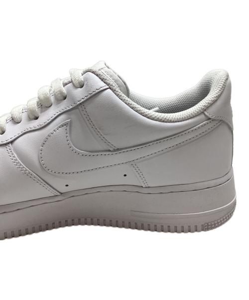 NIKE（ナイキ）NIKE (ナイキ) スニーカー ホワイト サイズ:27.5cmの古着・服飾アイテム