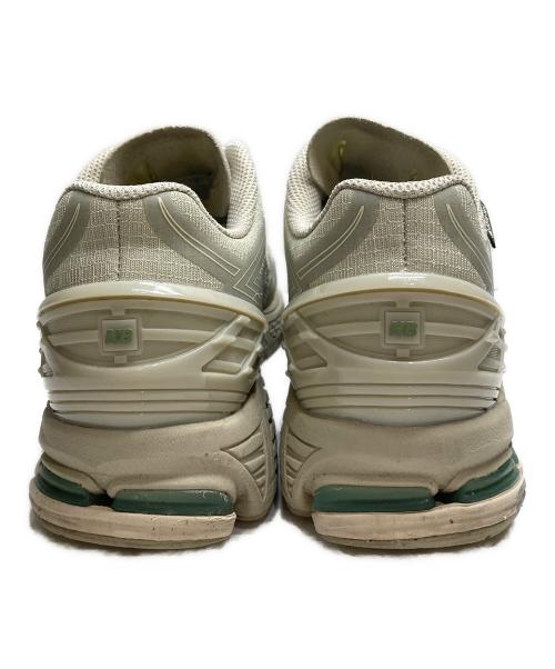 NEW BALANCE（ニューバランス）NEW BALANCE (ニューバランス) U1906XV1 ベージュ サイズ:25.5㎝の古着・服飾アイテム