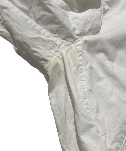 PRADA SPORTS（プラダスポーツ）PRADA SPORTS (プラダスポーツ) テクニカルマルチジップジャケット ホワイト サイズ:44の古着・服飾アイテム