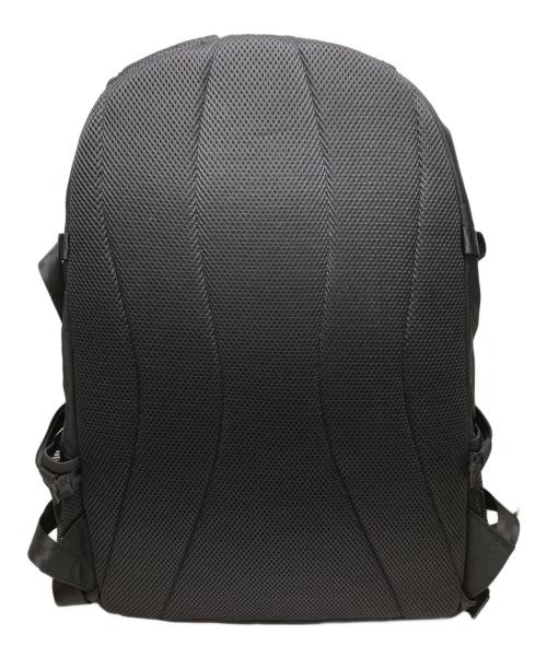 Coleman（コールマン）Coleman (コールマン) BEAUTY&YOUTH (ビューティーアンドユース) WALKER 33 ブラックの古着・服飾アイテム