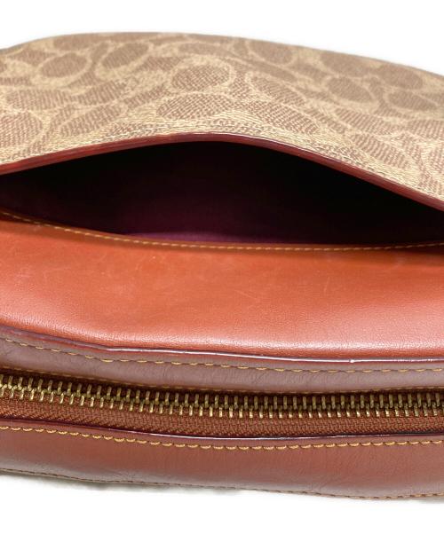 COACH（コーチ）COACH (コーチ) シグネチャーショルダーバッグ ベージュの古着・服飾アイテム