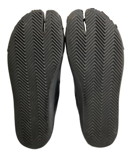 Maison Margiela（メゾンマルジェラ）Maison Margiela (メゾンマルジェラ) ラバートゥ足袋スニーカー ブラック サイズ:SIZE 40の古着・服飾アイテム