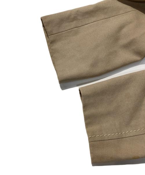 ISSEY MIYAKE（イッセイミヤケ）ISSEY MIYAKE (イッセイミヤケ) レザーパイピングジャケット ベージュ サイズ:3の古着・服飾アイテム