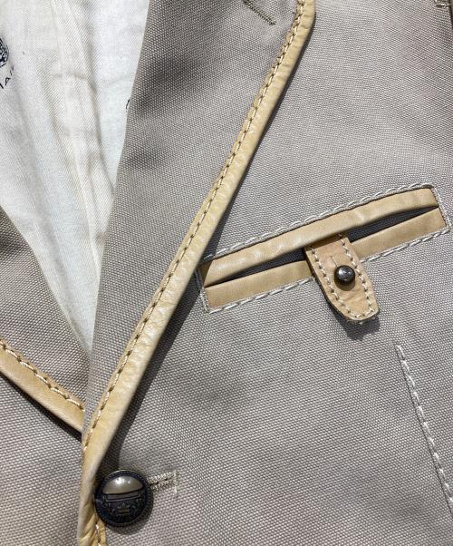 ISSEY MIYAKE（イッセイミヤケ）ISSEY MIYAKE (イッセイミヤケ) レザーパイピングジャケット ベージュ サイズ:3の古着・服飾アイテム