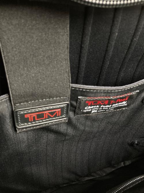 TUMI（トゥミ）TUMI (トゥミ) T-PASS ブラックの古着・服飾アイテム