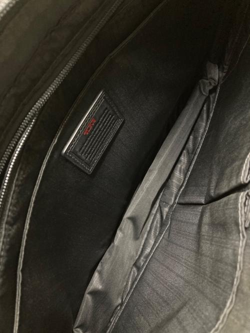 TUMI（トゥミ）TUMI (トゥミ) ビジネスバッグ ブラックの古着・服飾アイテム