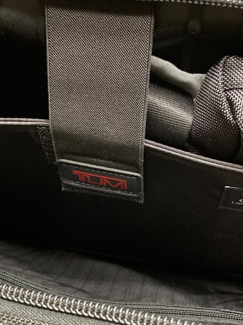 TUMI（トゥミ）TUMI (トゥミ) ALPHA T-PASS ブラックの古着・服飾アイテム