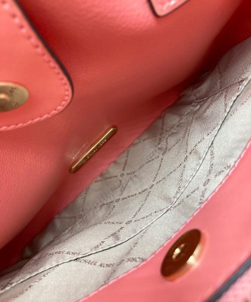 MICHAEL KORS（マイケルコース）MICHAEL KORS (マイケルコース) EMILIAMKシグネチャーラージサッチェル ピンクの古着・服飾アイテム