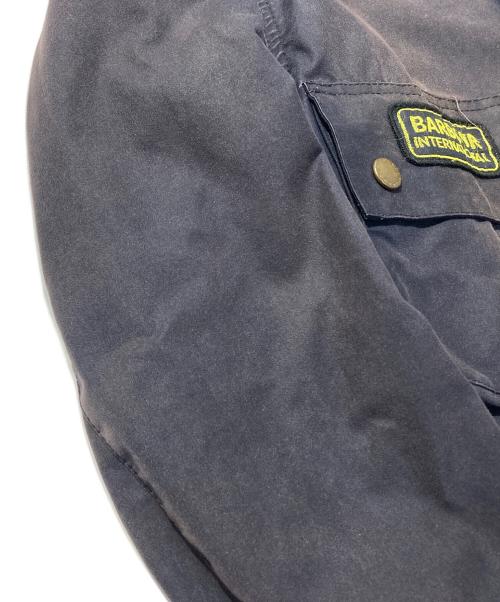 Barbour（バブアー）Barbour (バブアー) オイルドジャケット ブラック サイズ:C40/102cmの古着・服飾アイテム