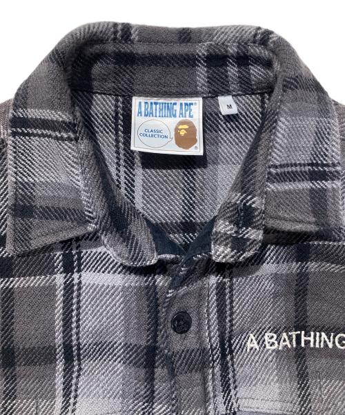 A BATHING APE（アベイシングエイプ）A BATHING APE (アベイシングエイプ) ヘビーコットンネルシャツ グレー サイズ:Mの古着・服飾アイテム