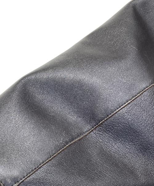 ARMANI COLLEZIONI（アルマーニ コレツィオーニ）ARMANI COLLEZIONI (アルマーニ コレツィオーニ) ラムスキンレザージャケット ブラウン サイズ:54の古着・服飾アイテム