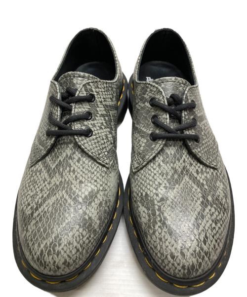 Dr.Martens（ドクターマーチン）Dr.Martens (ドクターマーチン) パイソン柄3ホールシューズ グレー サイズ:UK6の古着・服飾アイテム