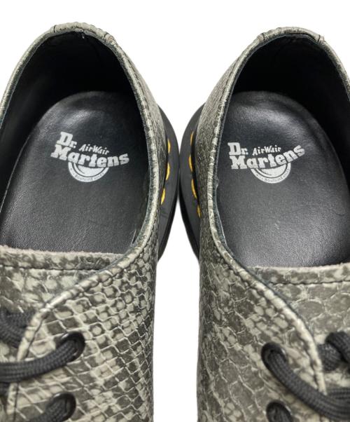 Dr.Martens（ドクターマーチン）Dr.Martens (ドクターマーチン) パイソン柄3ホールシューズ グレー サイズ:UK6の古着・服飾アイテム