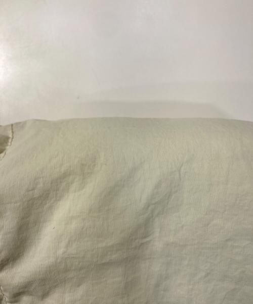 KBF（ケービーエフ）KBF (ケービーエフ) 中綿ジャケット アイボリー サイズ:SIZE ONEの古着・服飾アイテム
