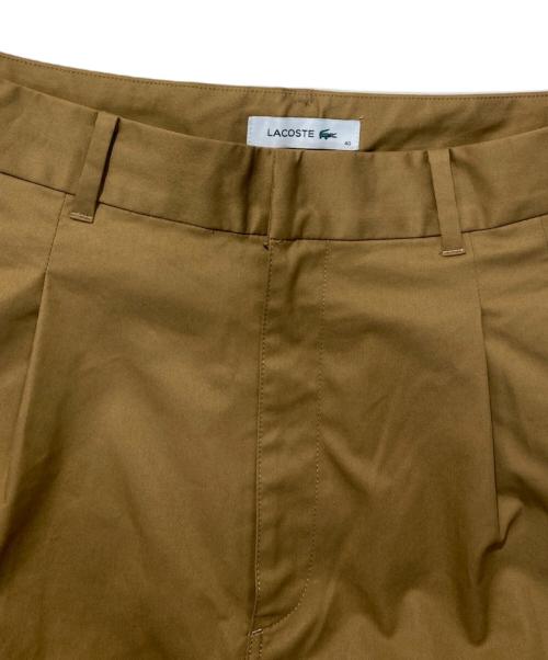 LACOSTE（ラコステ）LACOSTE (ラコステ) ダブルタックワイドスラックス ベージュ サイズ:SIZE 40(XL)の古着・服飾アイテム