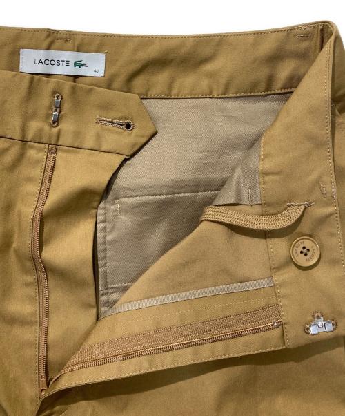 LACOSTE（ラコステ）LACOSTE (ラコステ) ダブルタックワイドスラックス ベージュ サイズ:SIZE 40(XL)の古着・服飾アイテム