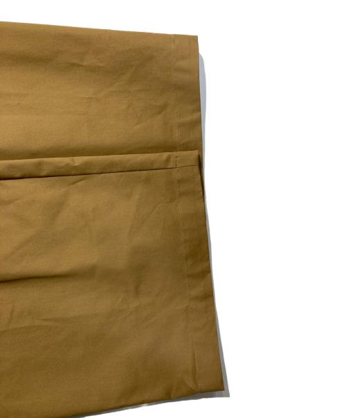 LACOSTE（ラコステ）LACOSTE (ラコステ) ダブルタックワイドスラックス ベージュ サイズ:SIZE 40(XL)の古着・服飾アイテム