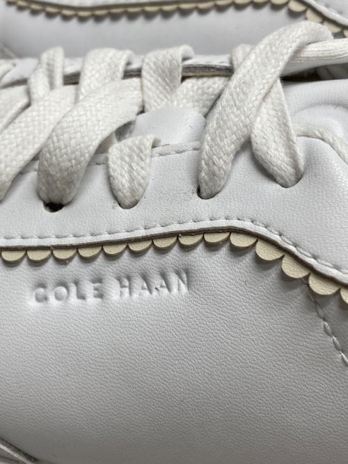 COLE HAAN（コールハーン）COLE HAAN (コールハーン) グランド クロスコート アロウ スニーカー ホワイト サイズ:7Bの古着・服飾アイテム