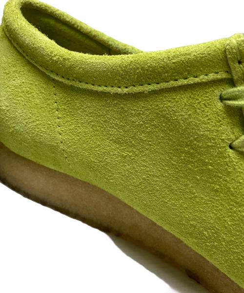 CLARKS（クラークス）CLARKS (クラークス) ワラビーブーツ 黄緑 サイズ:29の古着・服飾アイテム