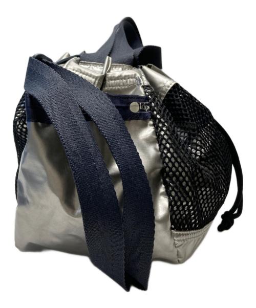 LeSportsac（レスポートサック）LeSportsac (レスポートサック) 2WAYショルダーバッグ シルバーの古着・服飾アイテム