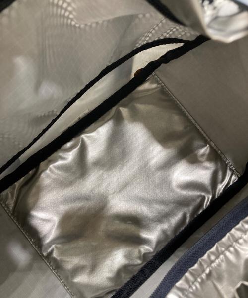 LeSportsac（レスポートサック）LeSportsac (レスポートサック) 2WAYショルダーバッグ シルバーの古着・服飾アイテム