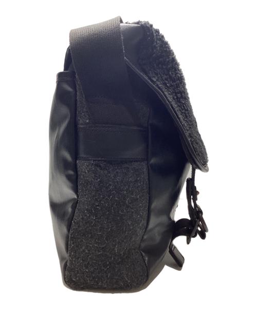 Vivienne Westwood（ヴィヴィアンウエストウッド）Vivienne Westwood (ヴィヴィアンウエストウッド) オーブメッセンジャーバッグ ブラウンの古着・服飾アイテム