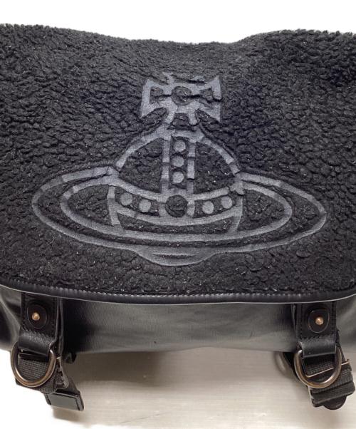 Vivienne Westwood（ヴィヴィアンウエストウッド）Vivienne Westwood (ヴィヴィアンウエストウッド) オーブメッセンジャーバッグ ブラウンの古着・服飾アイテム