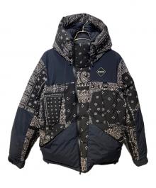 F.C.Real Bristol（エフシーレアルブリストル）の古着「DOWN BENCH PARKA」｜ブラック