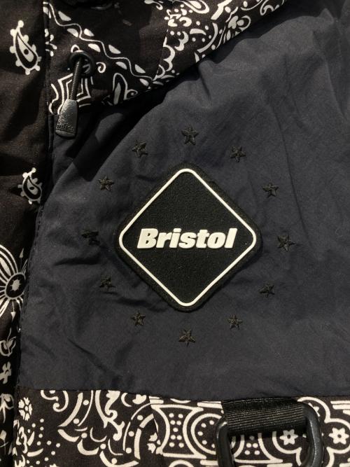 F.C.Real Bristol（エフシーレアルブリストル）F.C.Real Bristol (エフシーレアルブリストル) DOWN BENCH PARKA ブラック サイズ:Mの古着・服飾アイテム