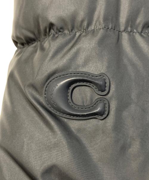 COACH（コーチ）COACH (コーチ) ミッド ダウン パッファー シアリングコート/ダウンコート ブラック サイズ:Mの古着・服飾アイテム