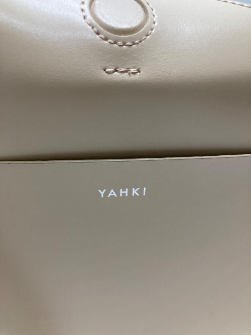 YAHKI（ヤーキ）YAHKI (ヤーキ) ショルダーバッグ ベージュの古着・服飾アイテム