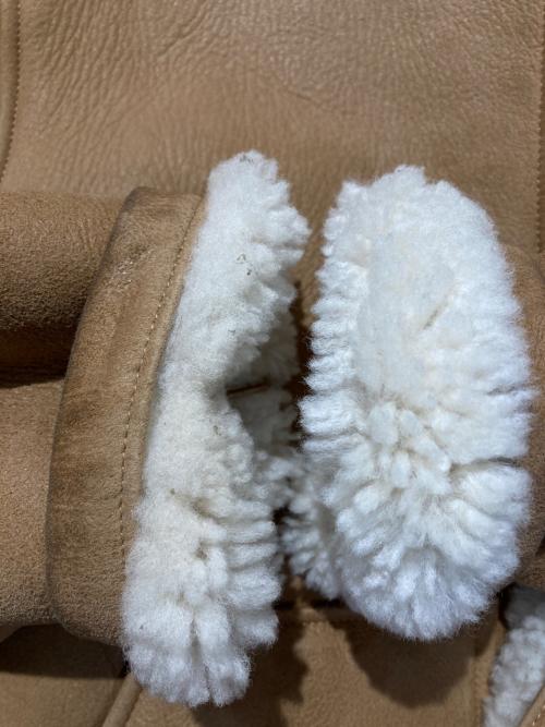 stussy（ステューシー）stussy (ステューシー) Shearling Hooded Jaket ベージュ サイズ:Mの古着・服飾アイテム