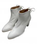 STUART WEITZMANスチュアートワイツマン）の古着「ホワイトナッパレザーショートブーツ」｜ホワイト