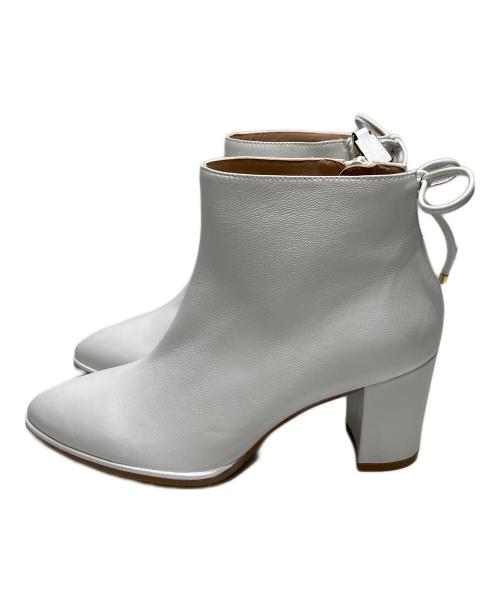 STUART WEITZMAN（スチュアートワイツマン）STUART WEITZMAN (スチュアートワイツマン) ホワイトナッパレザーショートブーツ ホワイト サイズ:35の古着・服飾アイテム