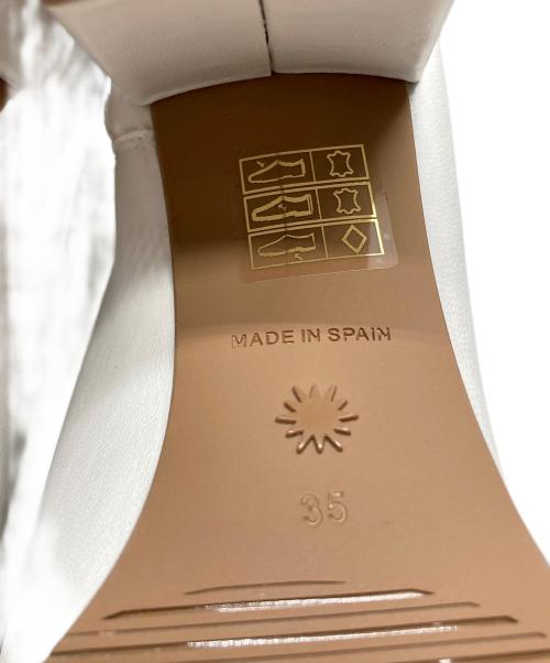 STUART WEITZMAN（スチュアートワイツマン）STUART WEITZMAN (スチュアートワイツマン) ホワイトナッパレザーショートブーツ ホワイト サイズ:35の古着・服飾アイテム