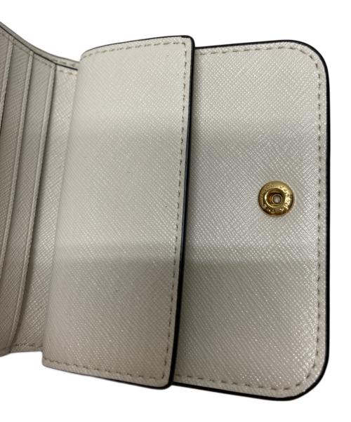 MARC JACOBS（マークジェイコブス）MARC JACOBS (マークジェイコブス) スナップショットコンパクトウォレット ベージュの古着・服飾アイテム