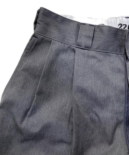 Dickies（ディッキーズ）Dickies (ディッキーズ) N.HOOLYWOOD (エヌ ハリウッド) 2TUCKS TROUSERS グレー サイズ:36の古着・服飾アイテム