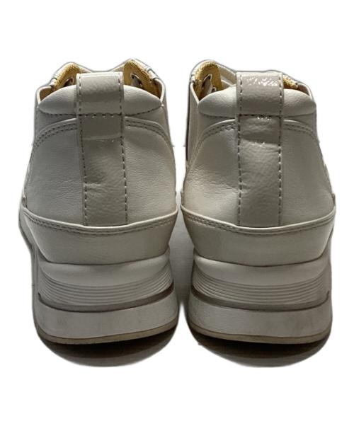 bussola（ブソラ）bussola (ブソラ) ローリングソールスニーカー ホワイト サイズ:SIZE　38の古着・服飾アイテム
