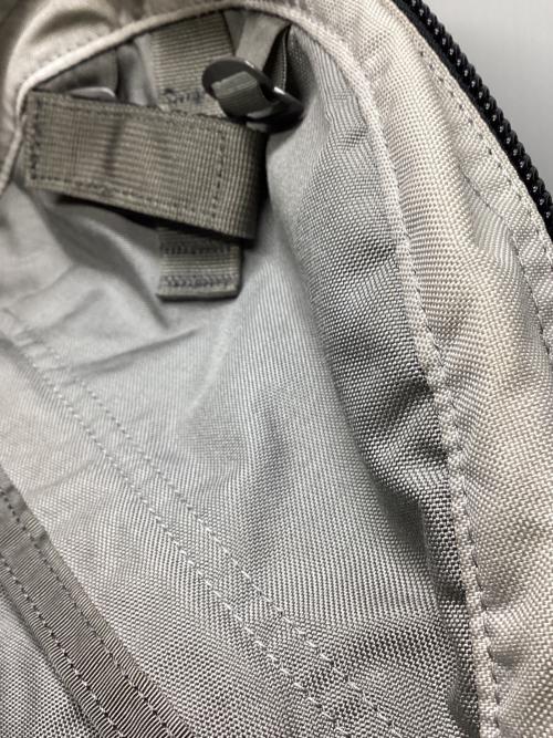 GREGORY（グレゴリー）GREGORY (グレゴリー) BEAMS (ビームス) NEW BALANCE (ニューバランス) デイパック グレーの古着・服飾アイテム