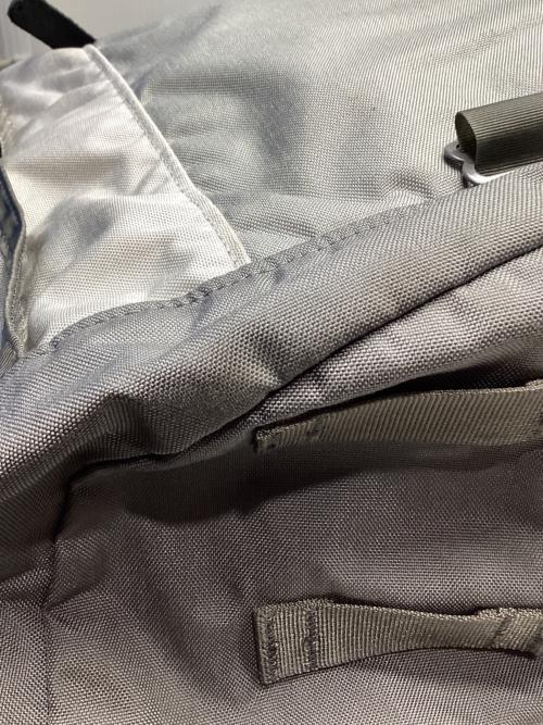 GREGORY（グレゴリー）GREGORY (グレゴリー) BEAMS (ビームス) NEW BALANCE (ニューバランス) デイパック グレーの古着・服飾アイテム